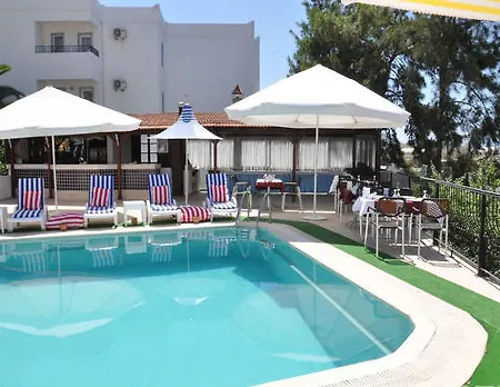 Gloriatibi Jarra فندق غومْبيت