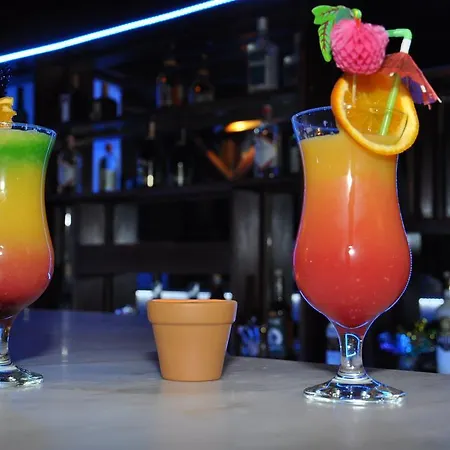 Gloriatibi Jarra Szálloda 2*