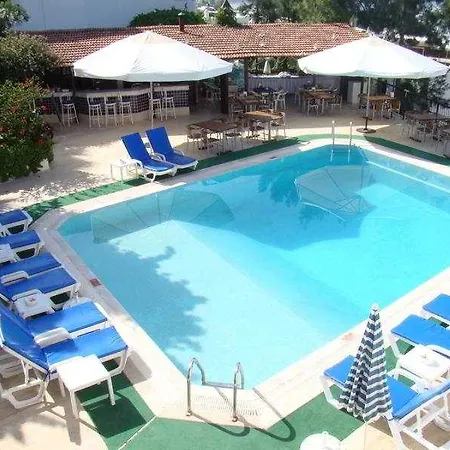 מלון Gloriatibi Jarra