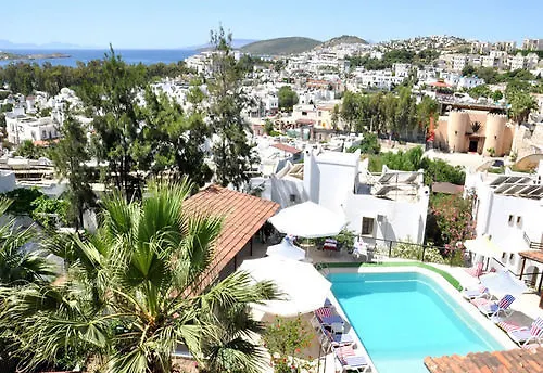 Gloriatibi Jarra Otel 2*