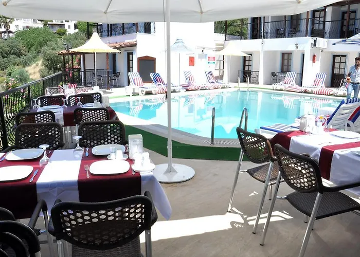 Gloriatibi Jarra Otel 2*